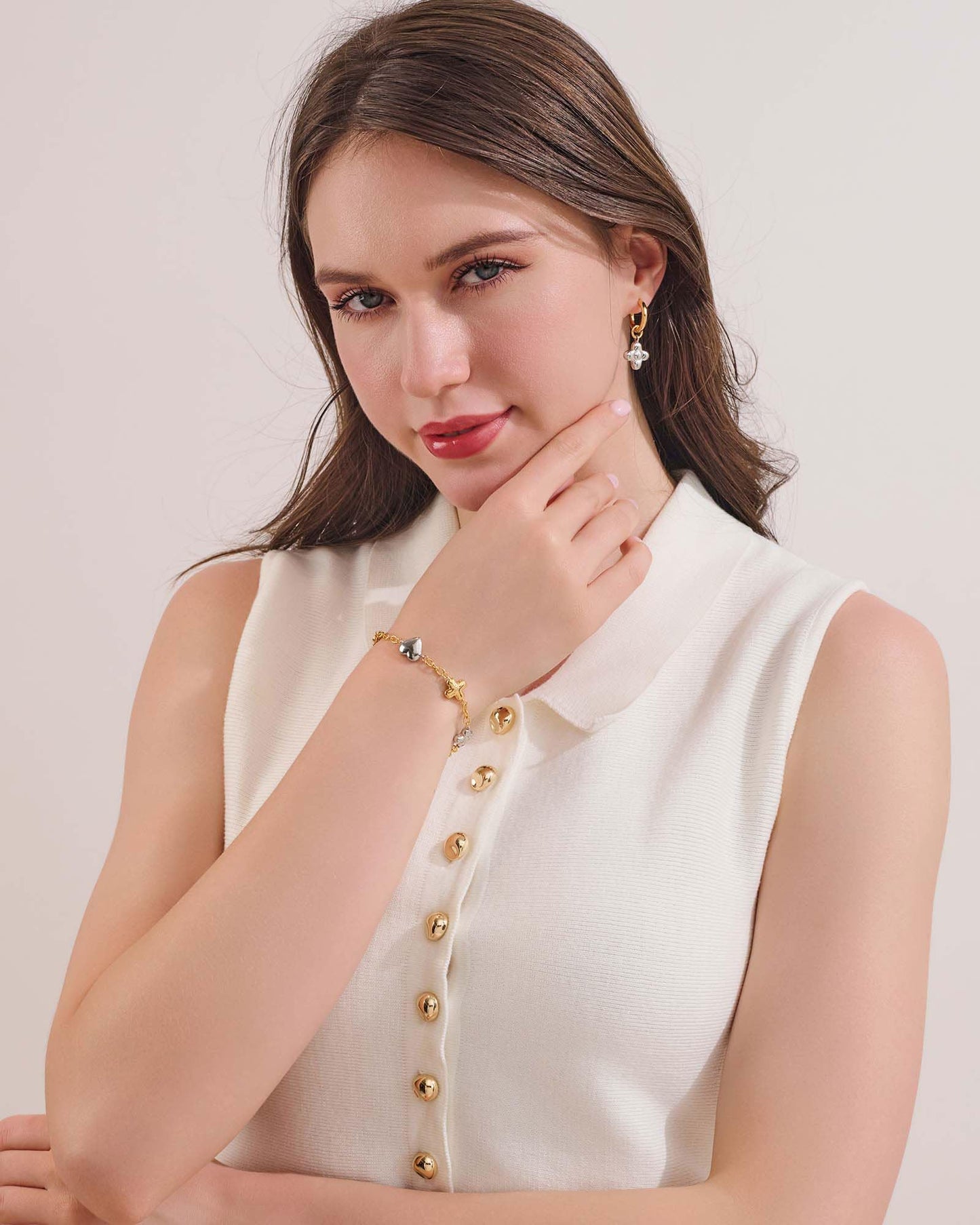 ENSKEFEN Dainty Chain Link Charm Bracelets for Women Adjustable Gold and Silver Love Heart Four Clover Bracelet Fashion Minimalist Stackable Bracelet Jewelry