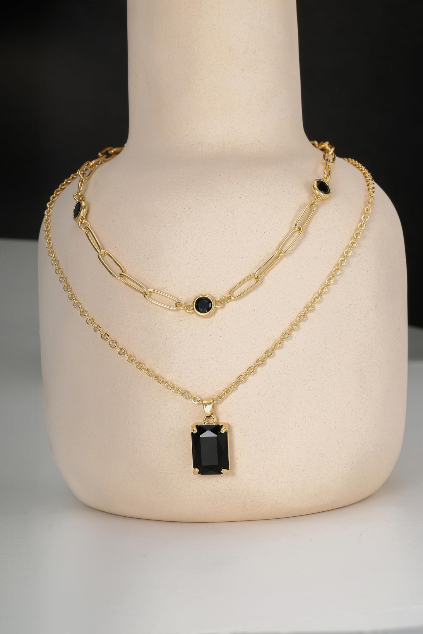 VANGETIMI Black and Gold Layered Pendant Necklaces for Women 14k Gold Plated Crystal Choker Necklace Paperclip Rhinestone Necklace Party Prom Jewelry