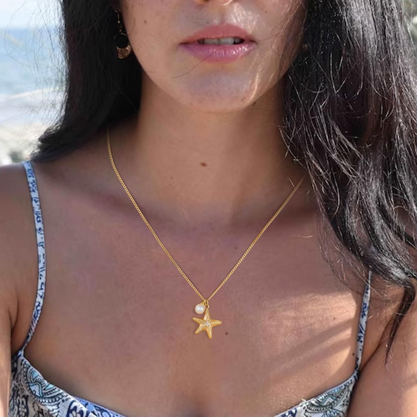MEVECCO Dainty Gold Starfish Pearl Pendent Necklace for Women 18K Gold Plated Beach Cute Starfish Necklace Pearl Boho Handmade Ocean jewelry