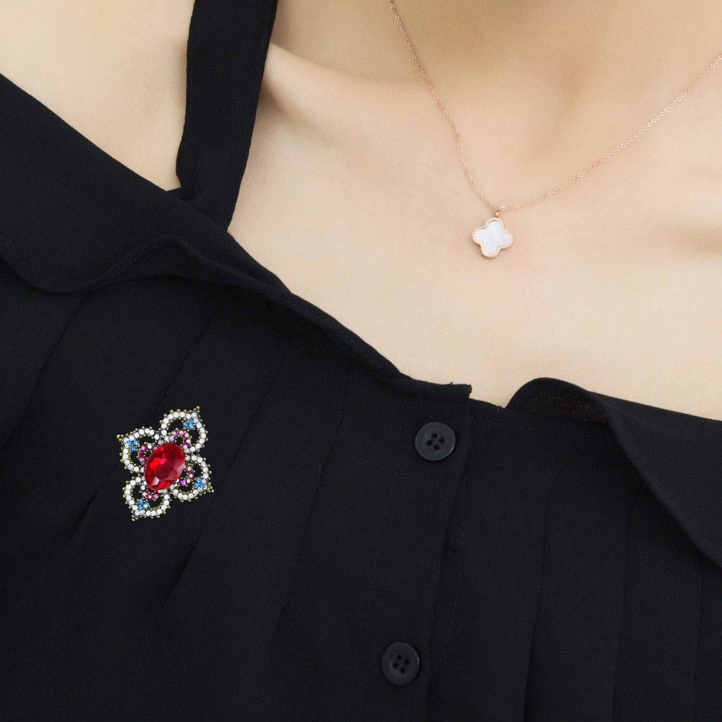 Red Flower Vintage Brooch Pins for Women Girls Fashion Christmas Retro Vintage