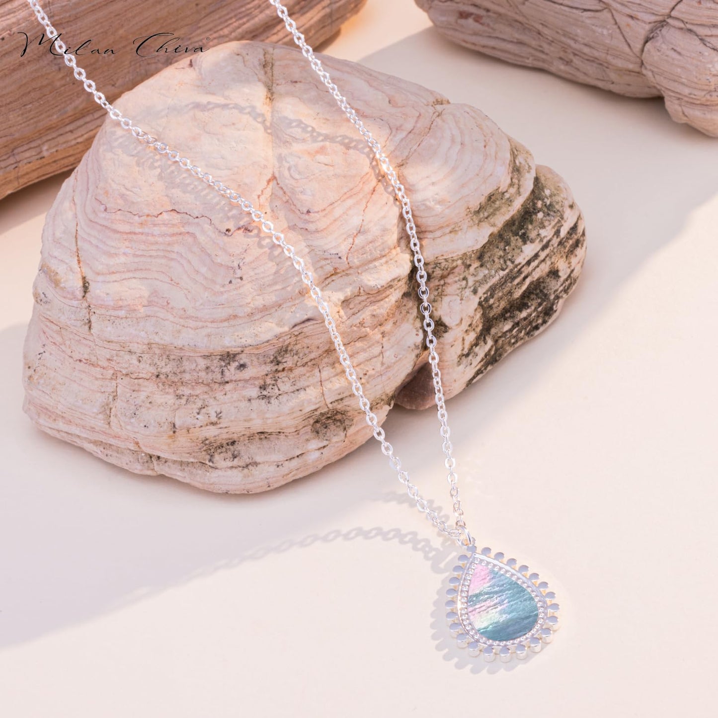 Milan Chiva Mother of Pearl Pendant Necklace 18K Silver Plated Chain Dainty Water Drop Choker Necklaces MNS-1011SL