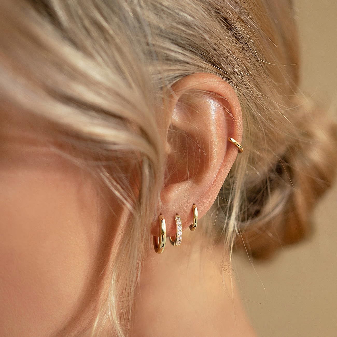 Gold Hoop Earrings for Women Trendy 14K Gold Plated Small Huggie Cartilage Hypoallergenic Earring Stacks for Sensitive Ears Helix Conch Tragus Hoop Earring Sets for Multiple Piercing Jewelry Gifts Clip On