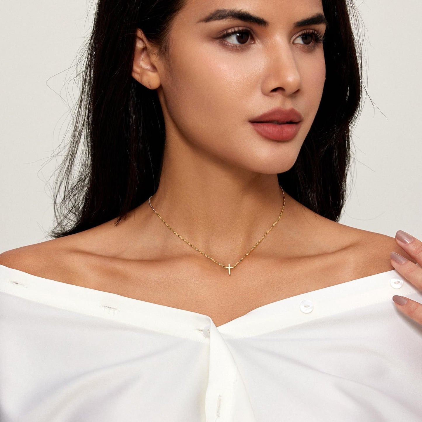 HAXIYA Cross Necklace for Women Dainty Gold Plated Small Cross Pendant Necklaces Simple Gold Cross Choker Trendy Cute Cross Pendant Chain Faith for Women Jewelry Gift
