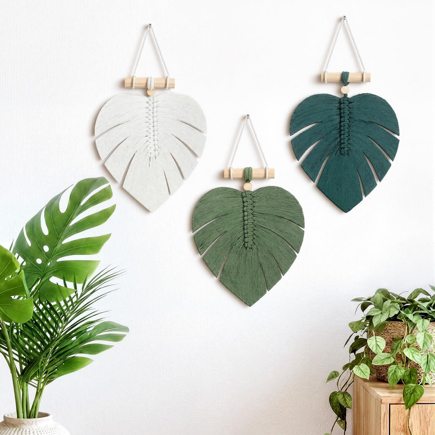 Hoteam 3 Pcs Monstera Leaves Macrame Wall Hanging Handmade Bohemian Sage Green Large Leaf Woven Wall Tapestry Wooden Bead Hanging Ornament for Nursery Bedroom Living Room Apartment Home Backdrop