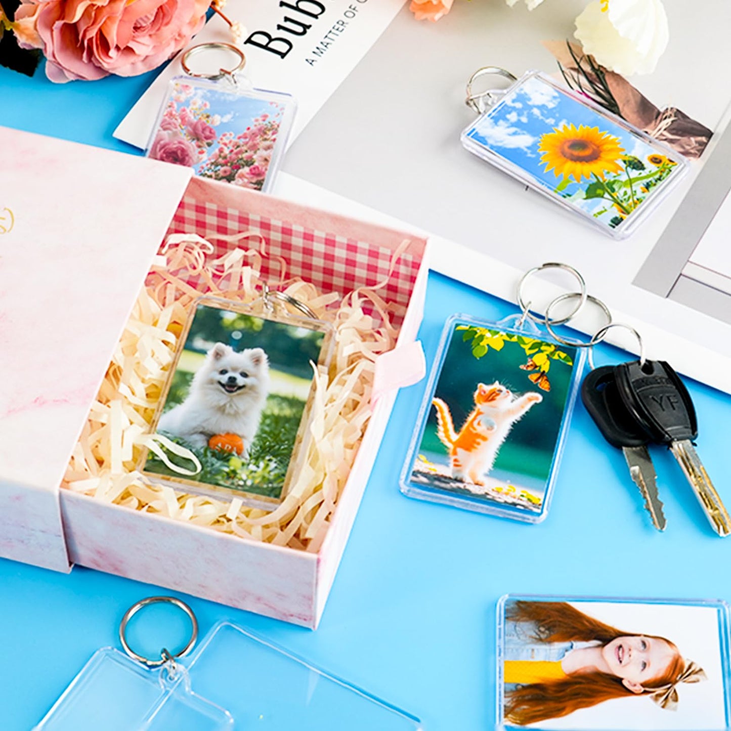 ZHLISHQINJJ 12 Pcs Photo Keychain (2 x 3inch) Transparent Picture Keychain, Acrylic Photo Insert Keychain Blank Photo Insert Keyring DIY Personalize Favor Graduation Gift