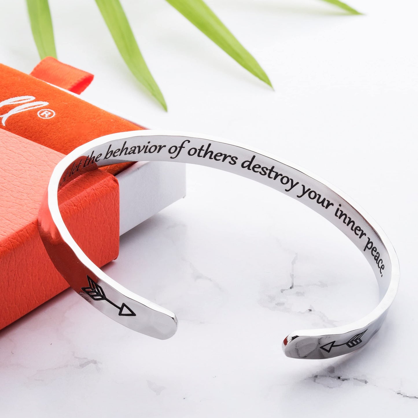 Carviell Bracelet, Peace Gifts for Women and Teens, Engraved Quote Do Not Let the Behavior of Others Destroy Your Inner Peace, Stress Relief Bangle, Inspirational Cuff for Young Adults