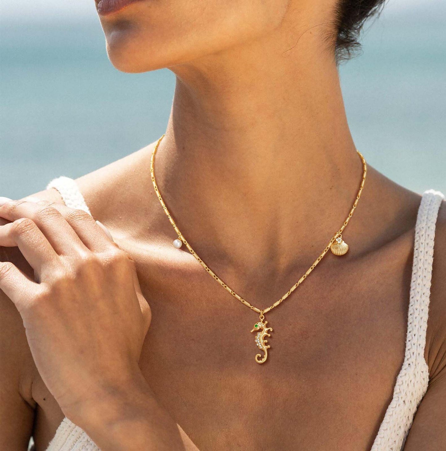 MEVECCO Dainty Gold Seahorse Pendent Necklace for Women 18K Gold Plated Cubic Zircon Cute Shell Pearl Hang Chain Necklace Boho Handmade Ocean jewelry