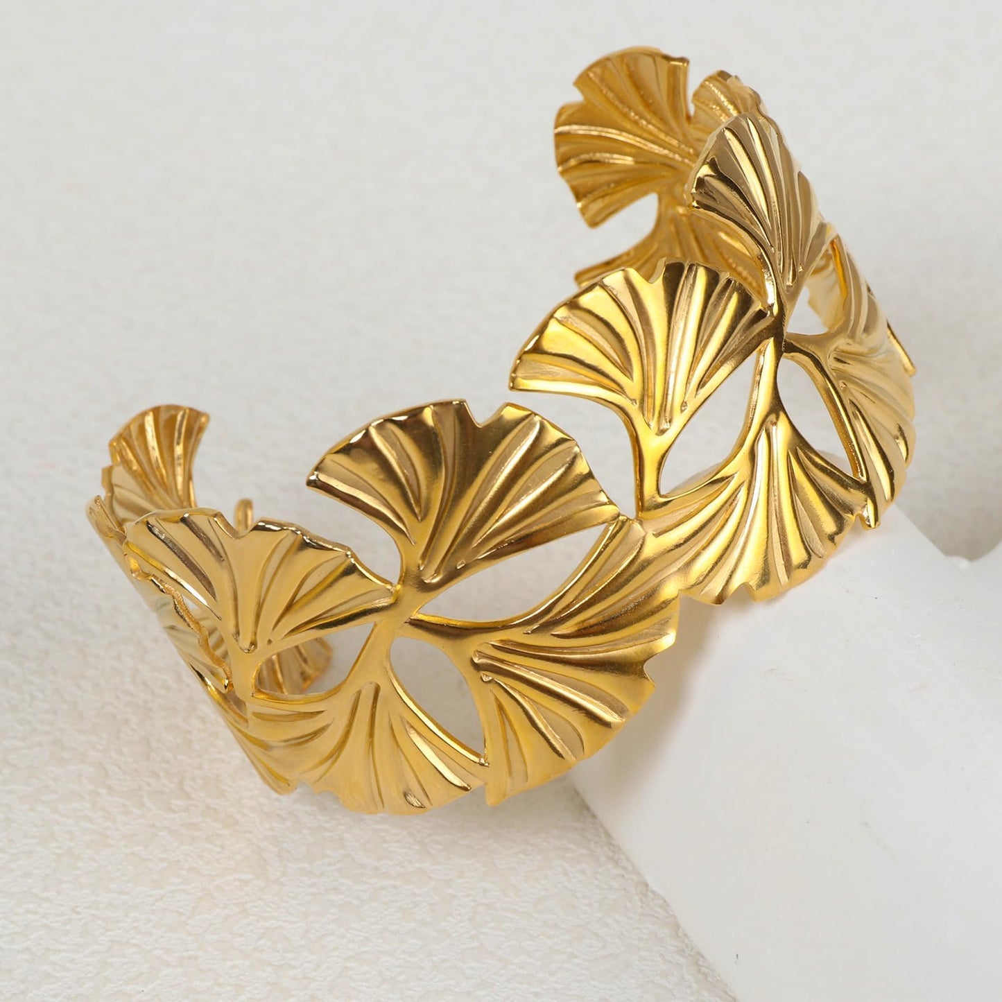 TaYolnFaSo Leaf Chunky Cuff Bracelet for Women Adjustable Wide Wrist Bracelets Open Bangle Cuff Bracelets Jewelry Gift for Ladies Wife Girlfriend Wedding Prom Party Christmas