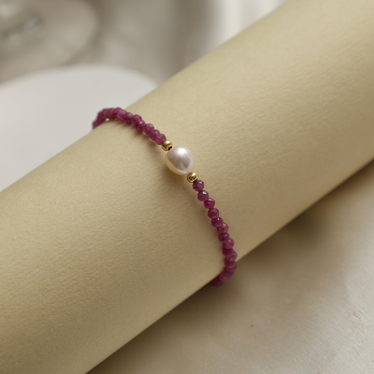 Gempires Pink Ruby Beaded Bracelets with Pearl Choker Crystal Jewelry July Birthstone Gifts 7.5 Inch Gold Plated Lightweight Gemstone Bracelets Gifts for All Occasions