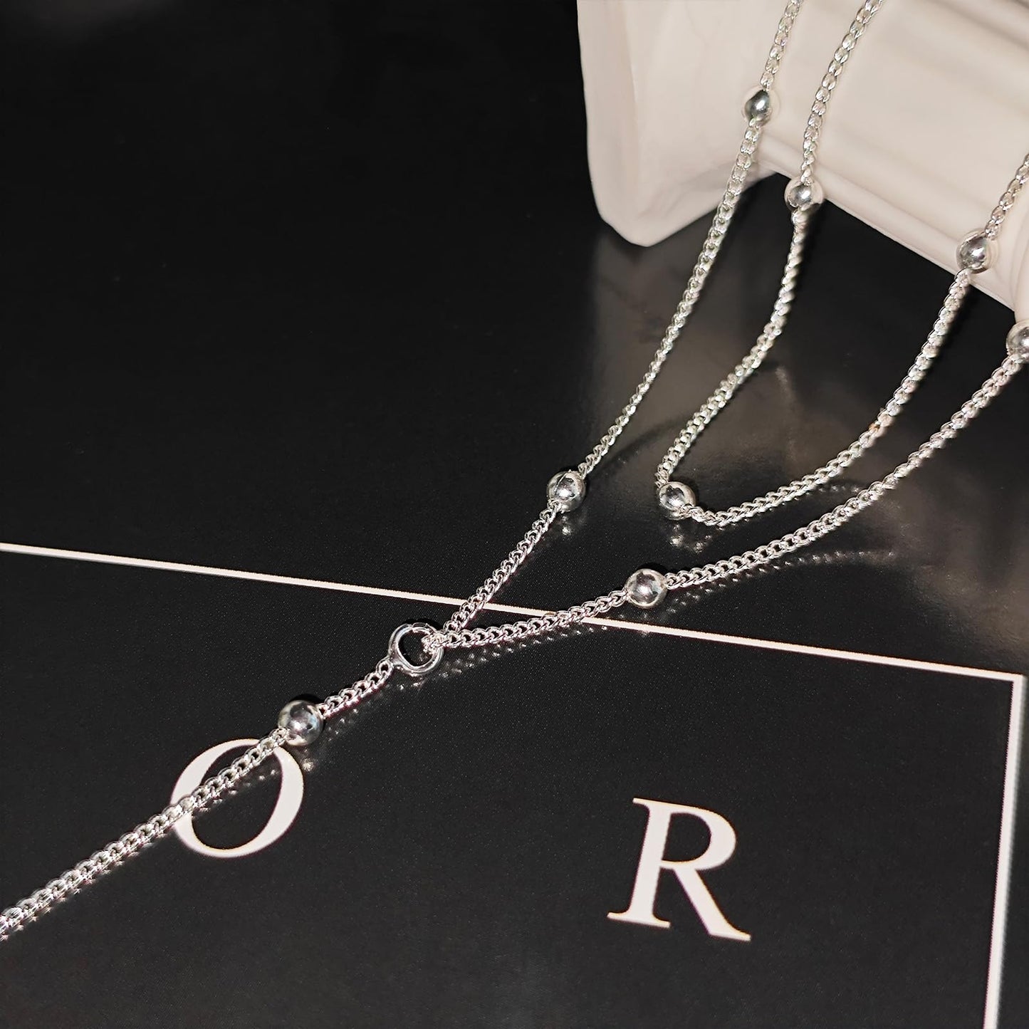 Airmb Silver Necklaces for Women Dainty Long Trendy Y Necklace 925 Silver Plated Lariat Necklaces for Women Trendy Layered Beaded Necklaces Simple Y Necklace Jewelry for Woman