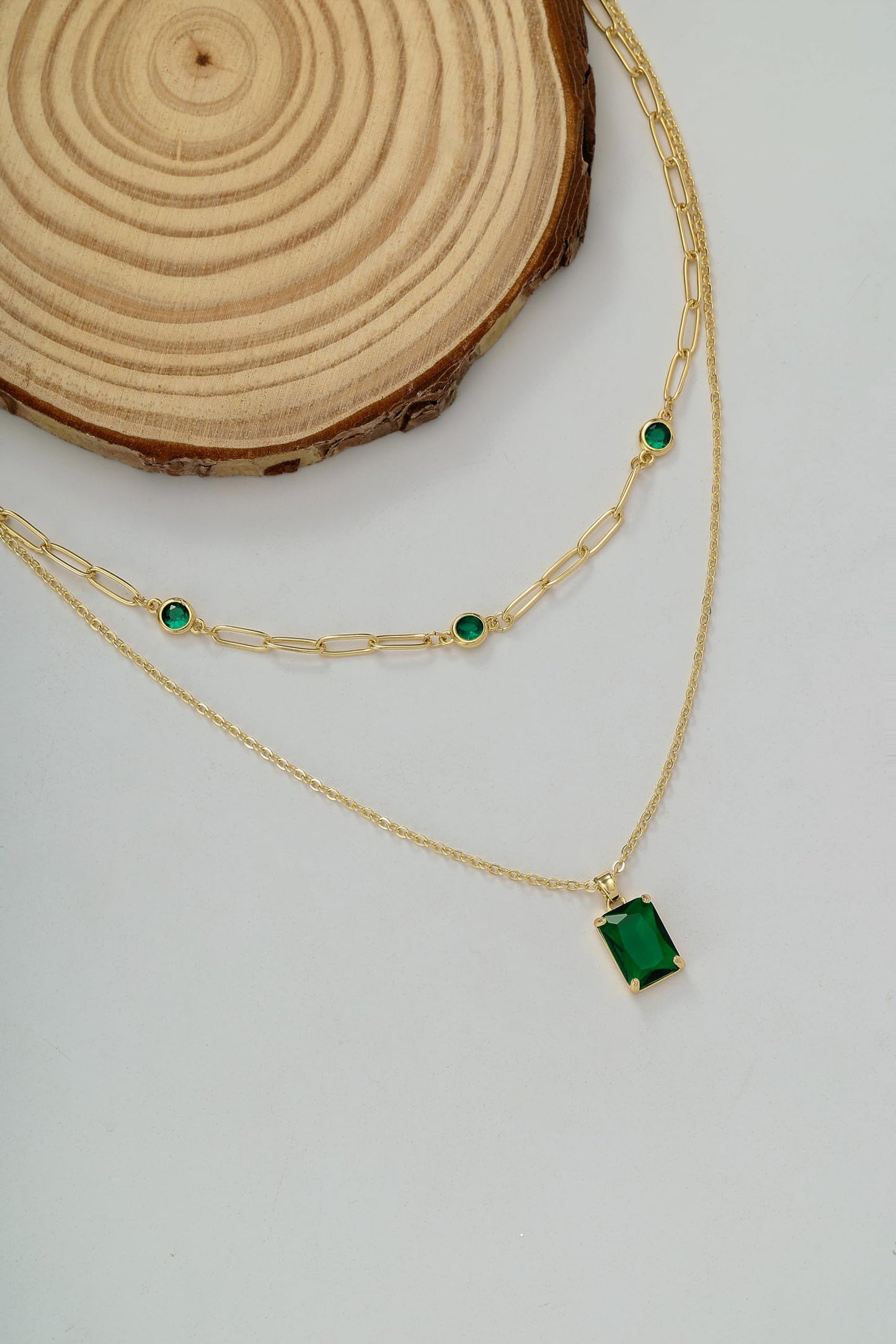 VANGETIMI Emerald Green and Gold Layered Pendant Necklaces for Women 14k Gold Plated Crystal Choker Necklace Paperclip Rhinestone Necklace Party Prom Jewelry