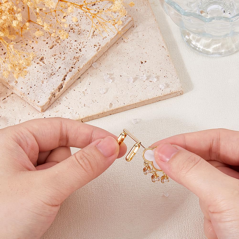 SUPERFINDINGS 1PC Alloy Brooch to Necklace Converter Golden Pin to Pendant Converter Brooch Pendant Converters with 10PCS Ear Nuts Jewelry Converters for Changing Brooches Pins to Choker Necklace