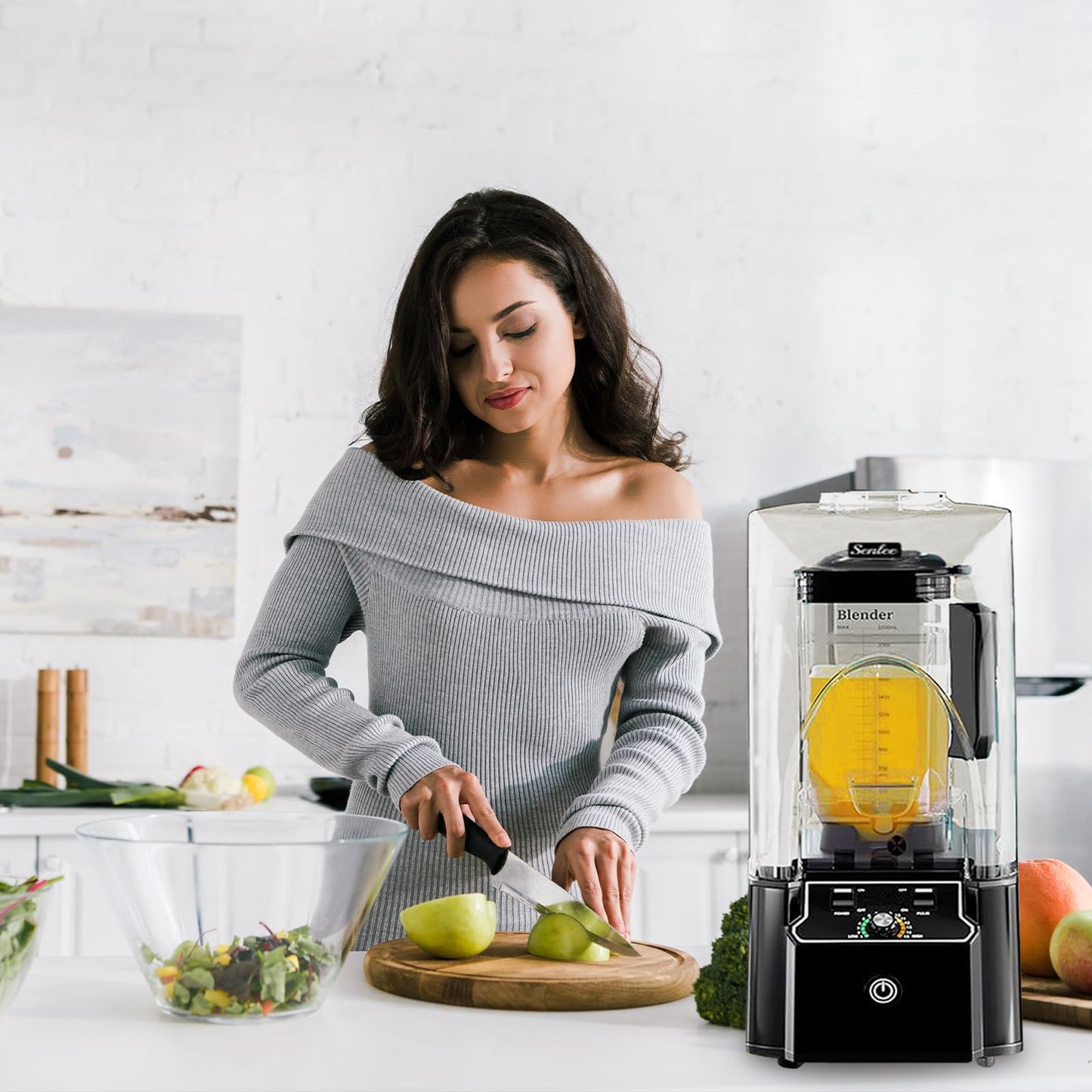 Commercial Blender for Smoothies With Quiet Shield, 2.5HP Motor, Stainless Steel Blade, 80oz Pitcher for Shakes, Smoothies, Ice Crushing, Frozen Drinks, 15 Speeds, Self-Cleaning, Black