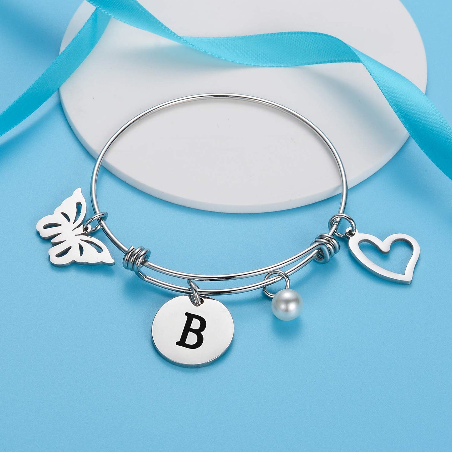 malyunin Initial Bracelet Charm Bracelets Heart Butterfly 26 Letters Alphabet Bracelet for Women Letter Bracelet Personalized Jewelry (B)