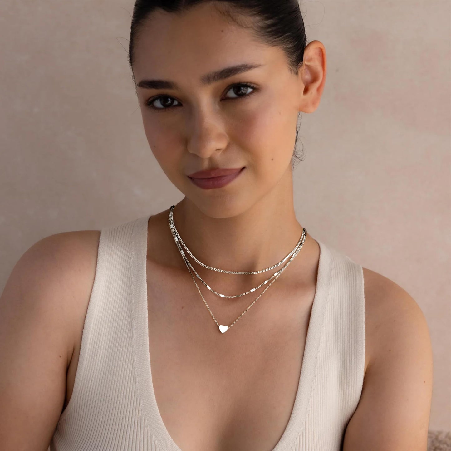 Sterling Silver Heart Necklaces for Women, Dainty Stackable Cute Heart Pendant Layered Tiny Choker Necklaces, Valentine Gifts for Mom Wife Girlfriend Friend Sister Women Beauty Gifts for Young Women