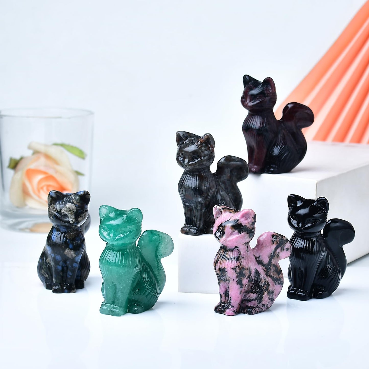 WUYOUSHI Natural Green Strawberry Crystal Cat Statue 2.4 Inch - Handmade Healing Sculpture, Lucky Guardian Pocket Statue for Reiki Meditation, Office & Home Decoration Gift