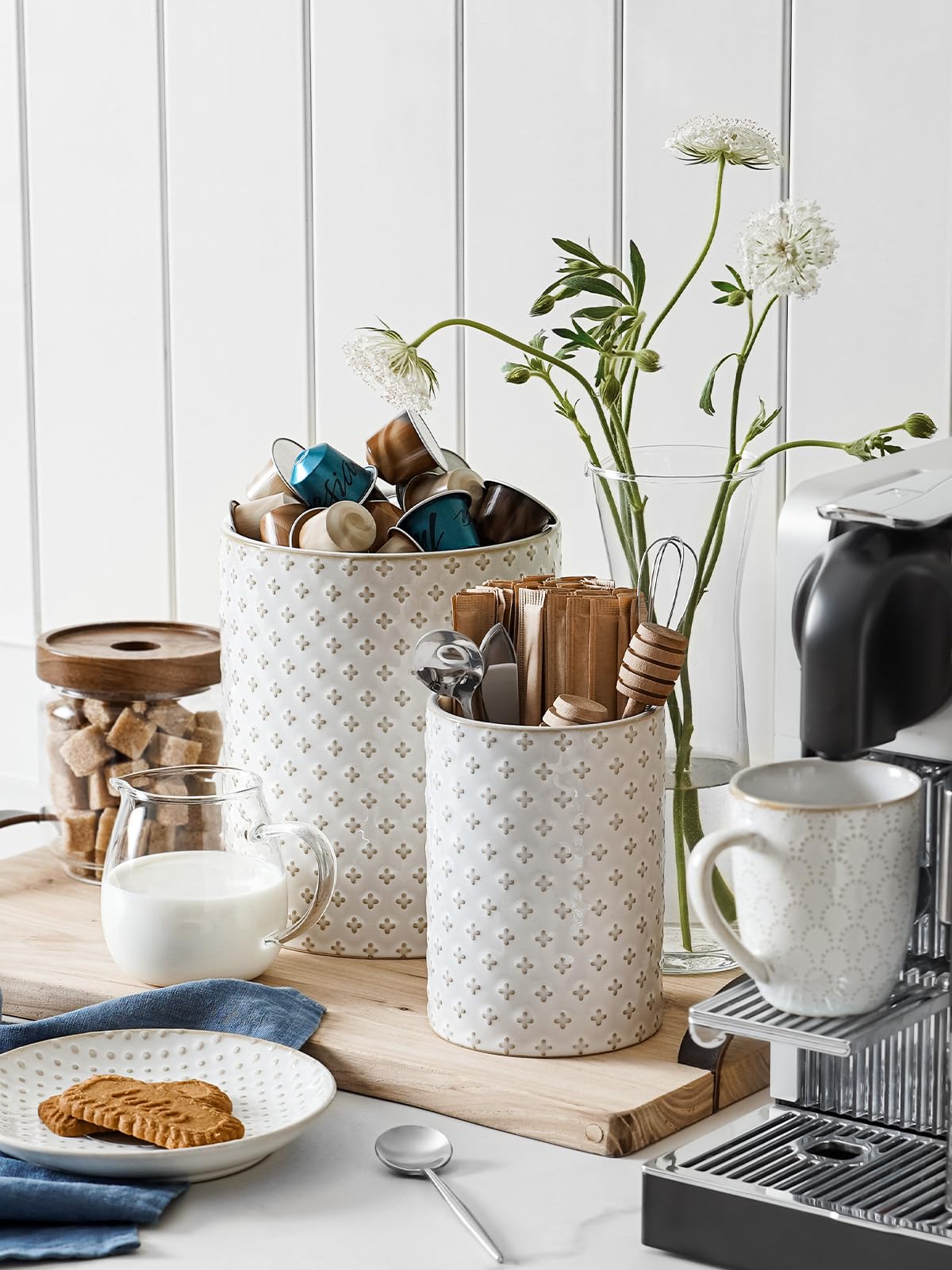 LE TAUCI Utensil Holder for Kitchen Counter - 7.1" Large Ceramic Kitchen Utensil Holder, Embossed Cooking Utensil Crock for Spatula, Spoon - Farmhouse Kitchen Decor & Organizer, White, Clover