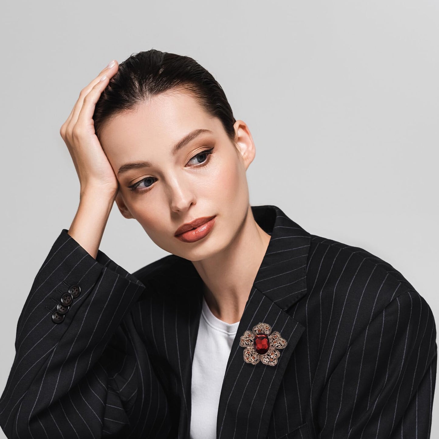 AUGTIGER Purple Flower Brooch Pins for Women Fashion Statement Jewelry