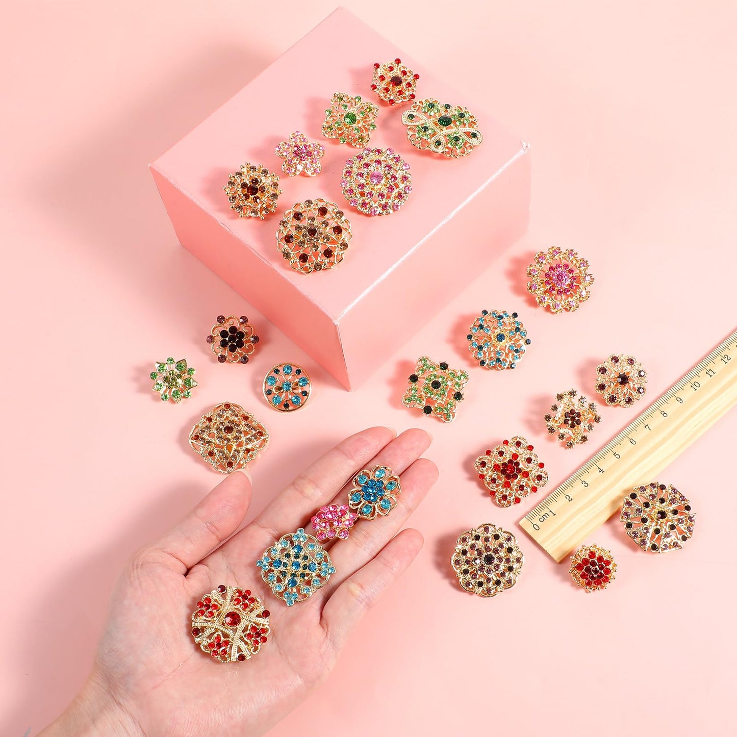 36pc Mixed Color Rhinestone Crystal Flower Brooches Pins Mixed Color Costume Jewelry Retro for Wedding Party Bouquet Crafts Kit Gifts