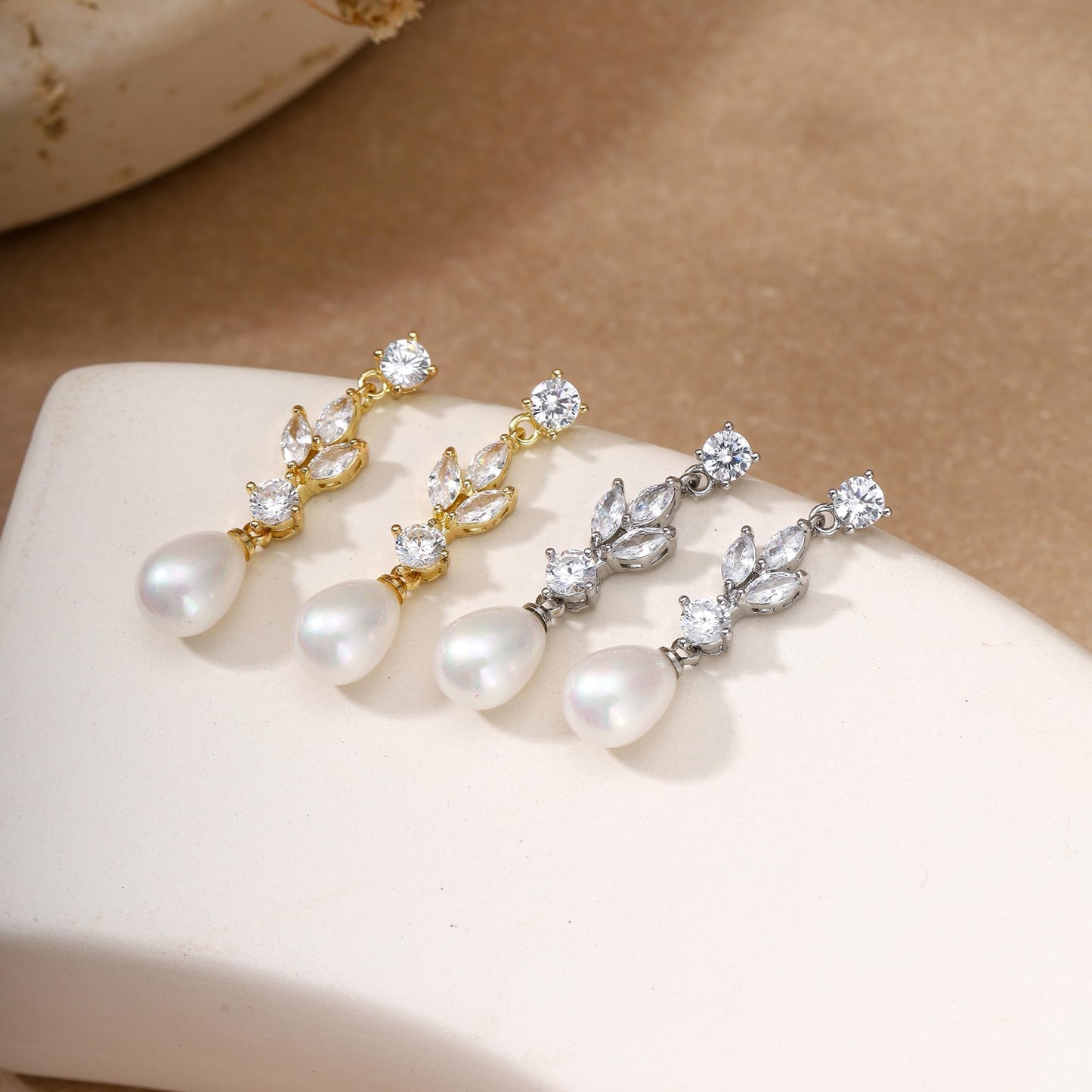 Pearl Earrings for Women Dainty Diamond Pearl Drop Earrings Silver Plated Dangle Earrings for Women Weddings Gifts Bridesmaid Gifts