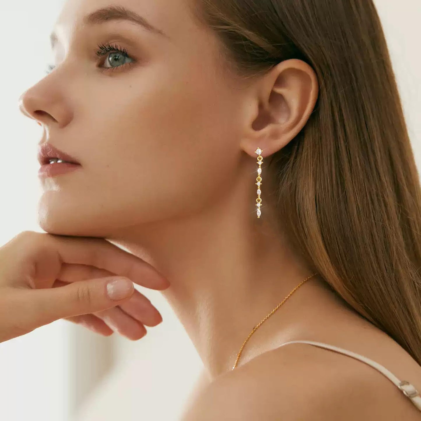 Lunvky 14K Gold Plated Dangle Earrings for Women Dainty Silver Drop Earring Trendy Long Dangling Wedding Bridesmaid Hoop Diamond Crystal Cute Earring Prom Jewelry Graduation Gifts