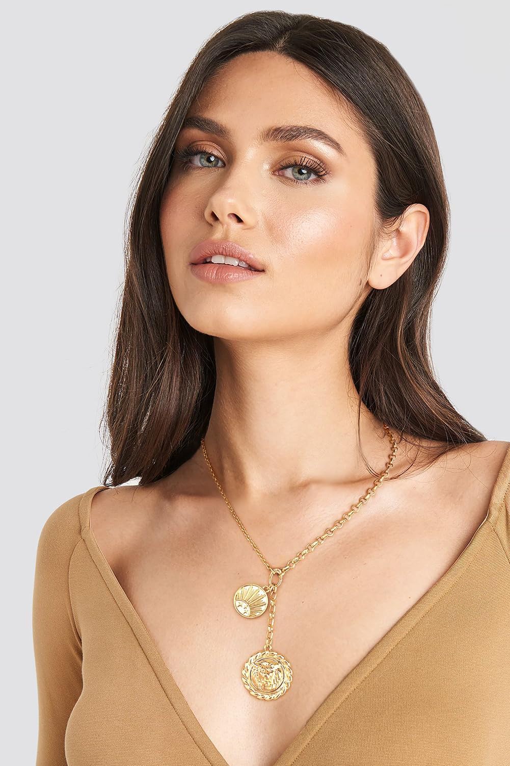 BONJOULRY Chunky Gold Lion Medallion Charm Sun Coin Pendant Necklace for Women 18K Gold Plated Dainty Paperclip Link Chain Choker Necklaces Trendy Celestial Jewelry Holiday Gift