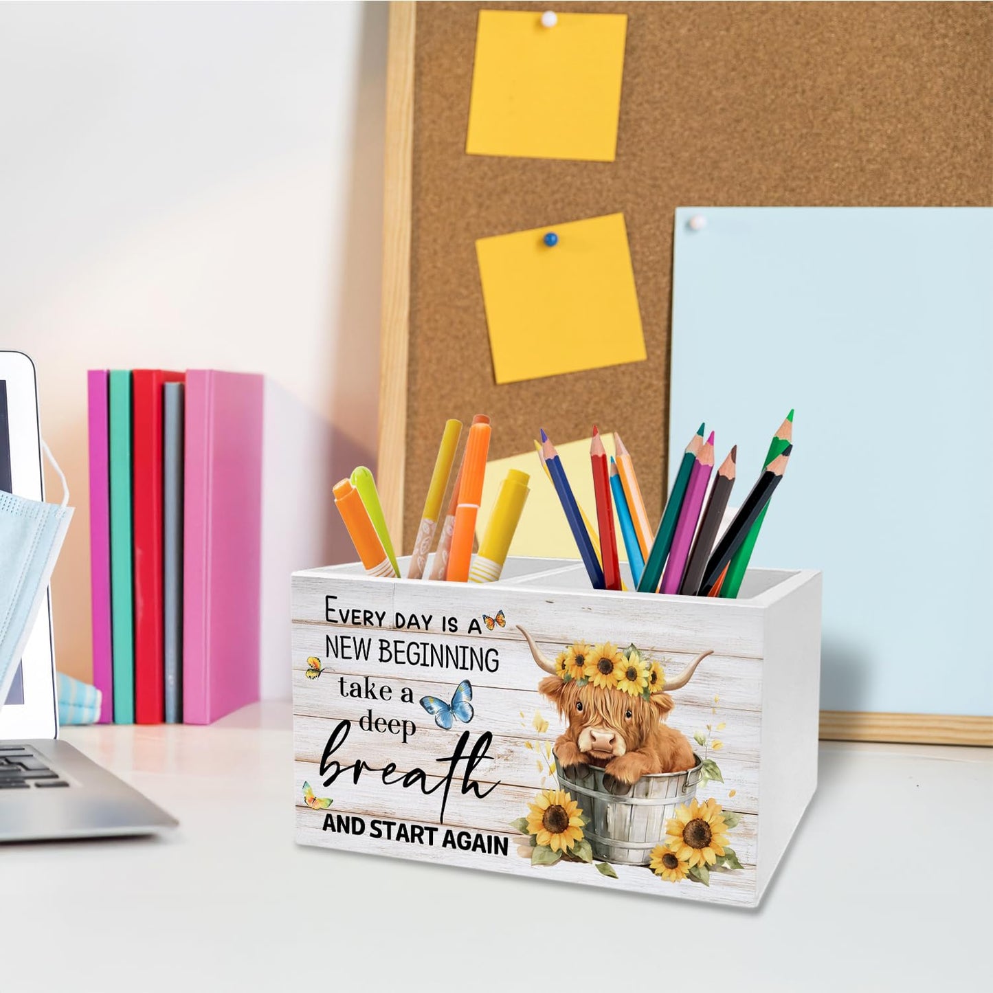 METNBASYY Inspirational Highland Cow Pen Holder for Desk, Highland Cow Lover Gifts Pencil Organizer, Rustic Sunflower Heifer Wooden Box Sign Desk Decor for Girls Room Home Office Decoration