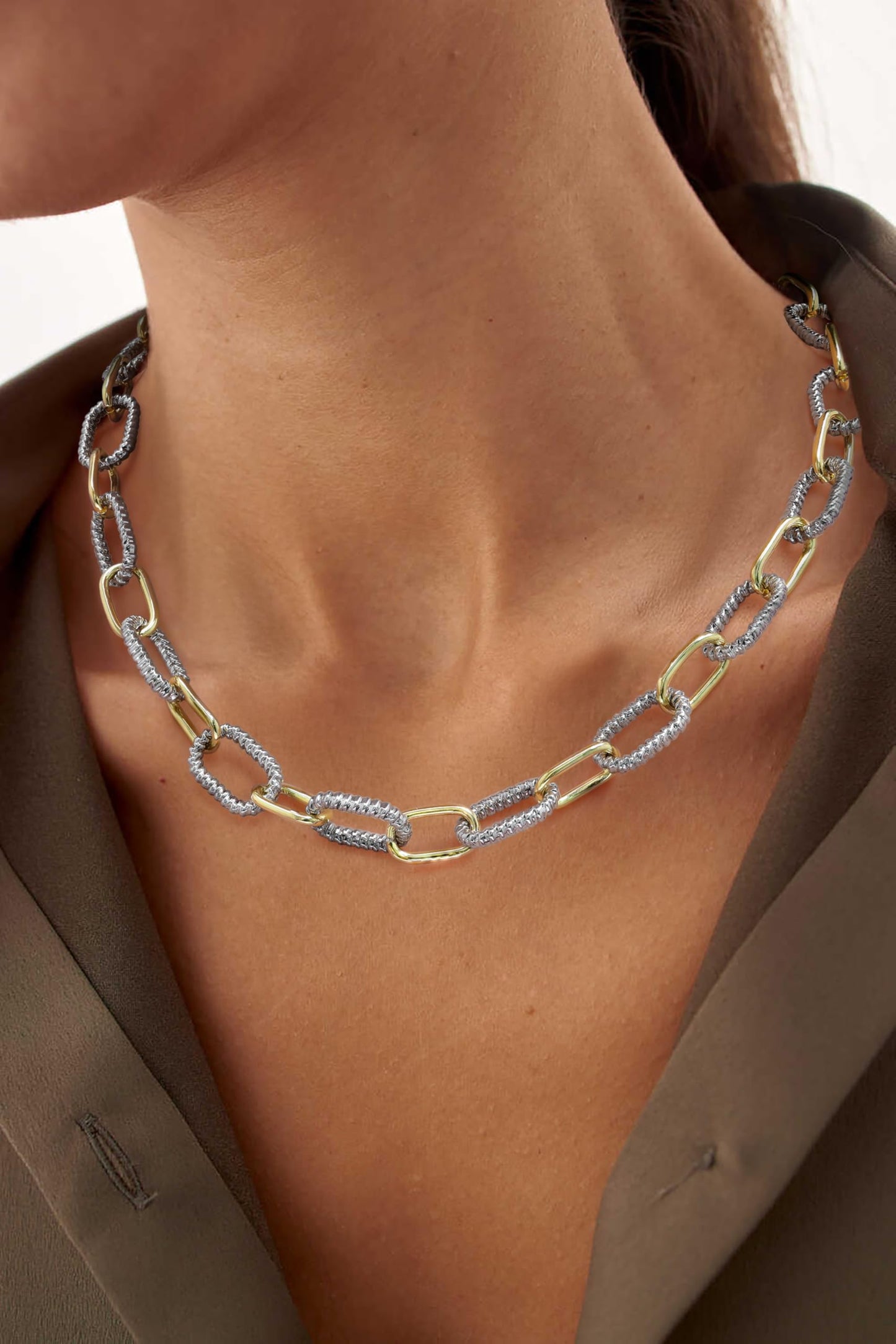 Mytys Women's Link Necklace 18k Gold Plated Double Twist Wire Gold and Silver 2 Tone Chain Necklaces Christmas New Year Jewelry (Gold & Silver 12)