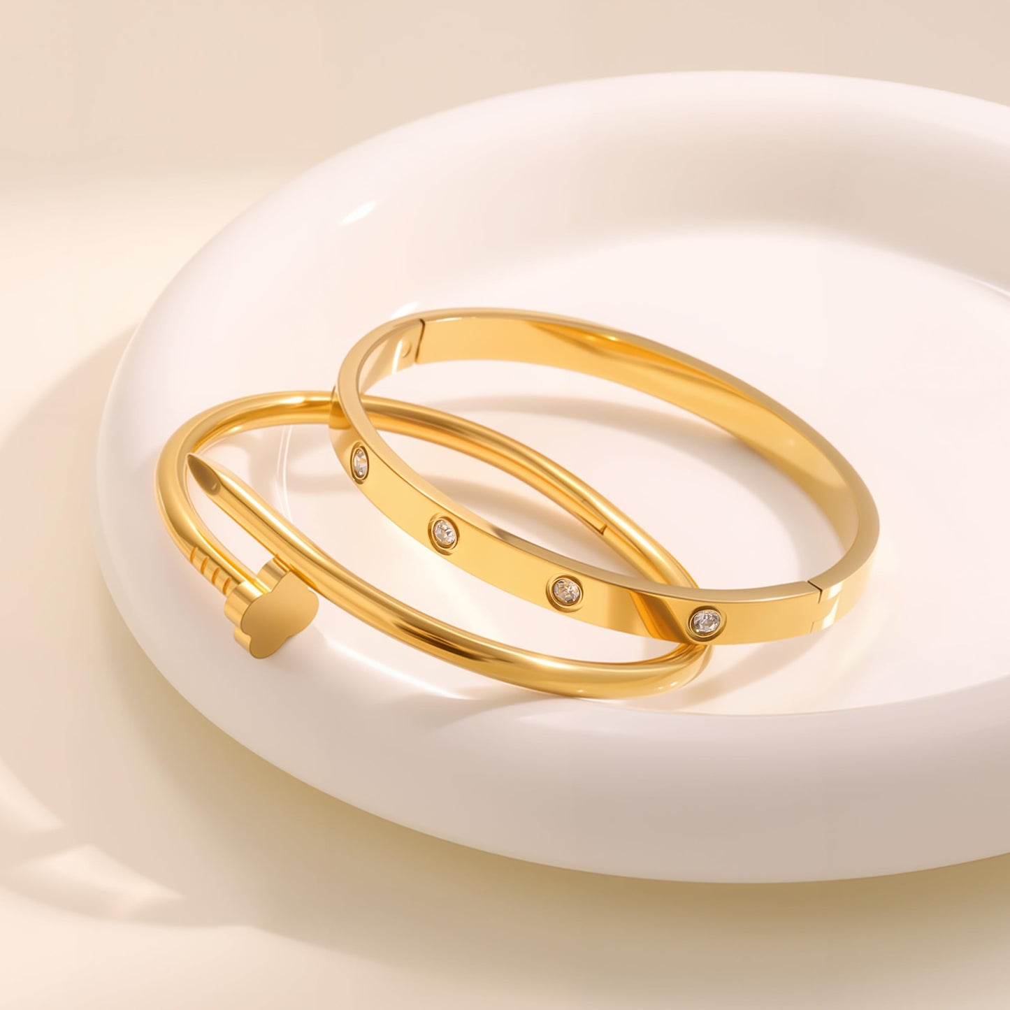 Acnode Gold Bangle Bracelets for Women -2PCS Friendship & Love Bangle Bracelet Clover Nail Bracelet Stack Set Trendy Non-Tarnish Stainless Steel Jewelry Gifts for Mom Wife Her