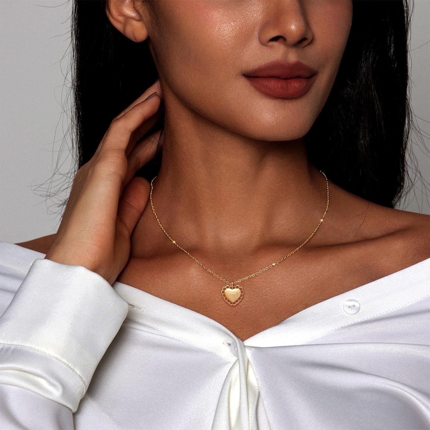 Zeffy Heart Necklace Small Cute Necklaces Trendy Dainty Tiny Heart Choker Necklaces Dainty Simple Jewelry Gifts