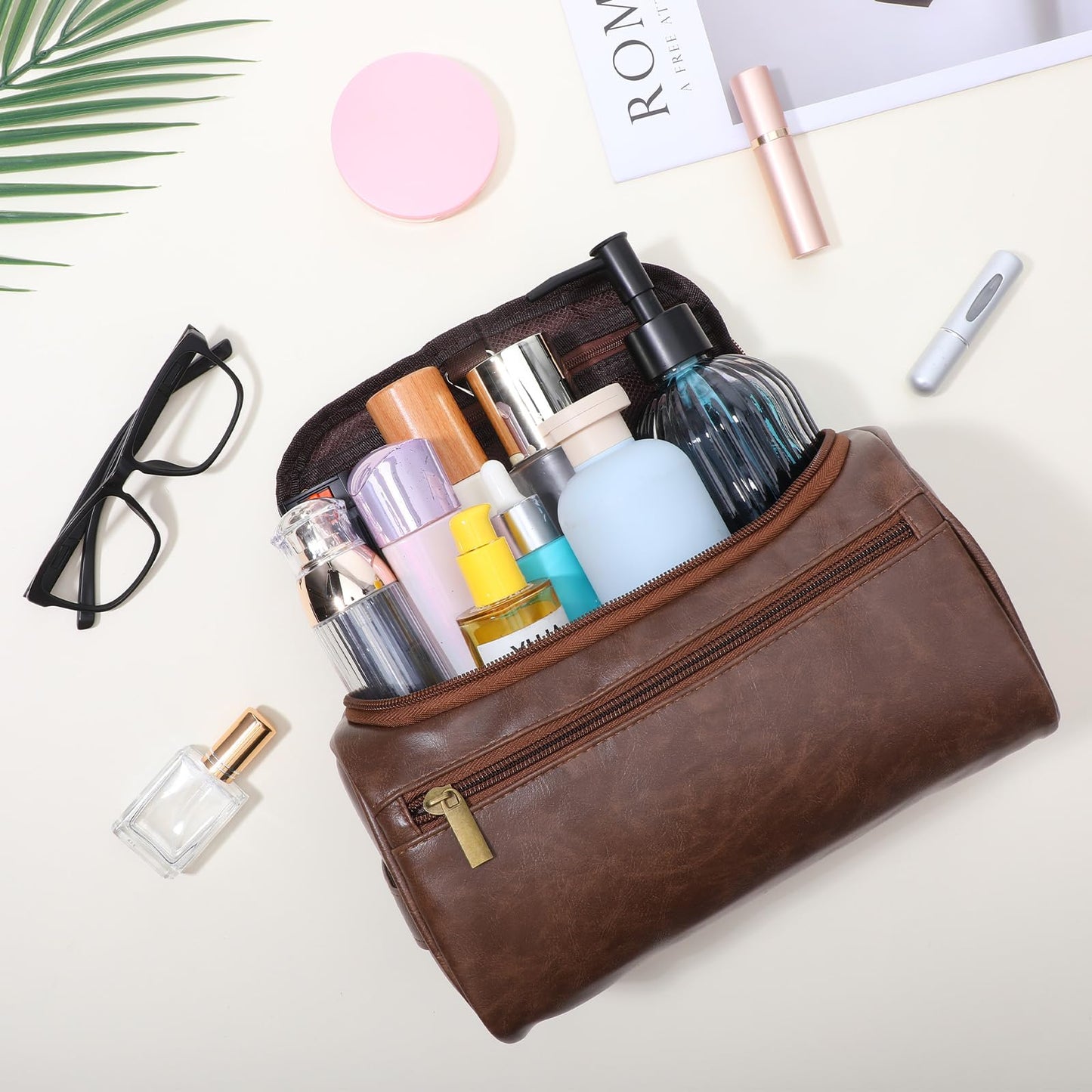 kenaeooe 4 Pcs Leather Toiletry Bag for Men Groomsmen Gifts Set with Hook Large Waterproof Travel Shaving Kit Vintage Cosmetic Bag for Father Boyfriend Anniversary