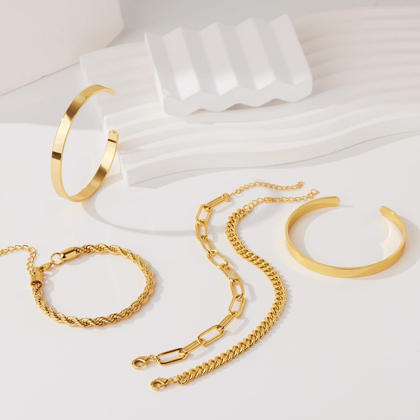 Gokeey Chunky Gold Bracelets for Womenc Trendy, 14k Gold Plated Cuff Bracelet Non Tarnish Rope Cable Paperclip Cuban Link Chain Bangle Bracelet Set Stack Jewelry