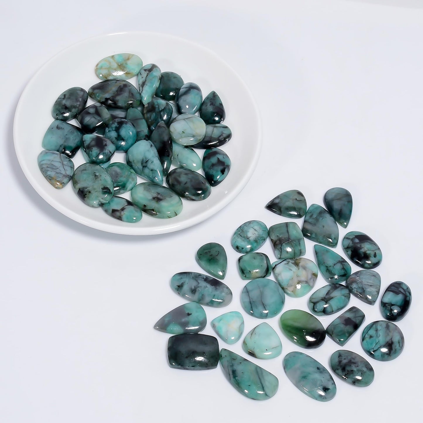 Natural Green Emerald Gemstone- Healing Crystals for DIY Jewelry Making -Loose Natural Cabochon -Perfect for Crafting Unique Jewelry Designs Gift for Her, Mother and Wife (5 pcs, 25-35 mm)