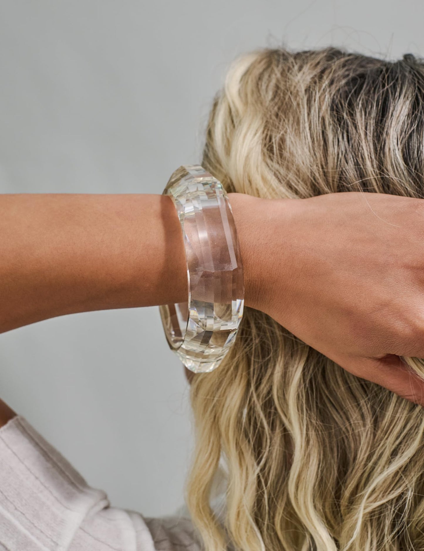 HUAYUNFANG Transparent Acrylic Resin Bracelet for Women Geometric Squre Clear Acrylic Bangles Trendy Acetate Plate Bangle Bracelet Jewelry