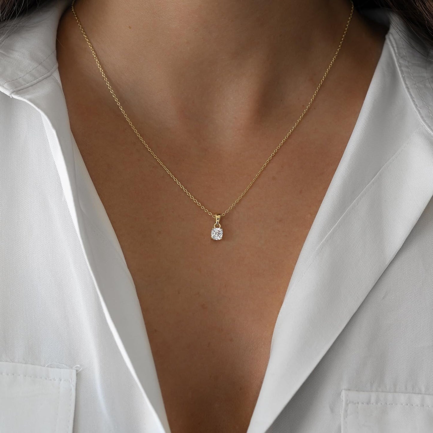 CUEZIY Dainty Necklaces for Women Cute Station Choker Necklace Cubic Zirconia Simulated Diamond Necklace Simple Layering CZ Necklace Trendy Jewelry Gifts (Square, Gold)
