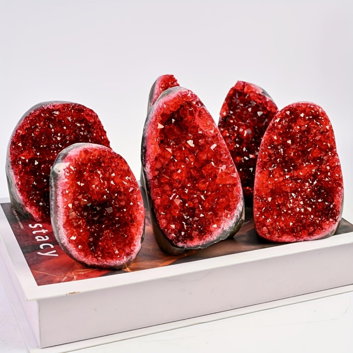 CrystalHola 200-700g Selected Raw Geode Quartz Cluster Home Feng Shui Ornaments Energy Stone Healing Tools Meditation Feng Shui Decoration,Stone Display Piece, Mineral Specimen (Claret, 500-600g)