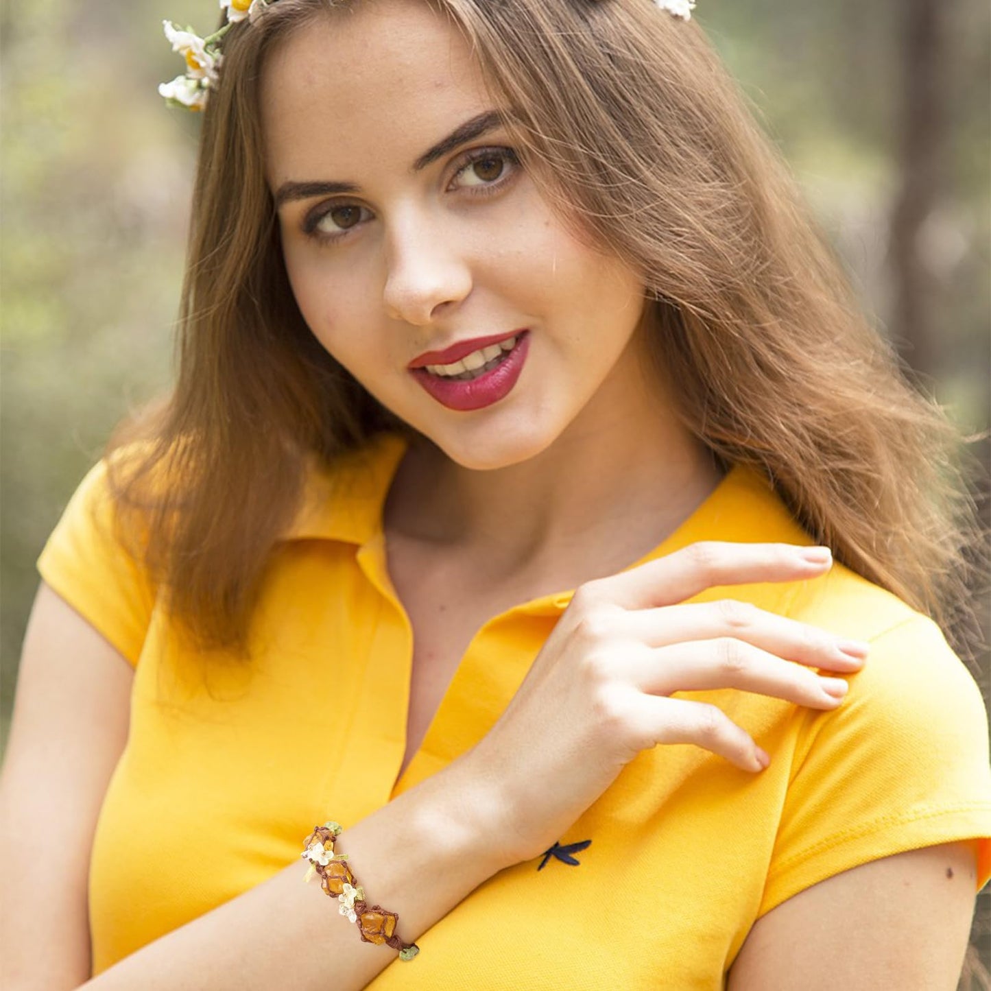 Fivoilin Healing Crystal Bracelets for Women, Natural Raw Stone Energy Spiritual Bracelet for Yoga Reiki Chakras Meditation Adjustable Boho Braided Summer Beach Bracelet Gift for Birthday, Citrine
