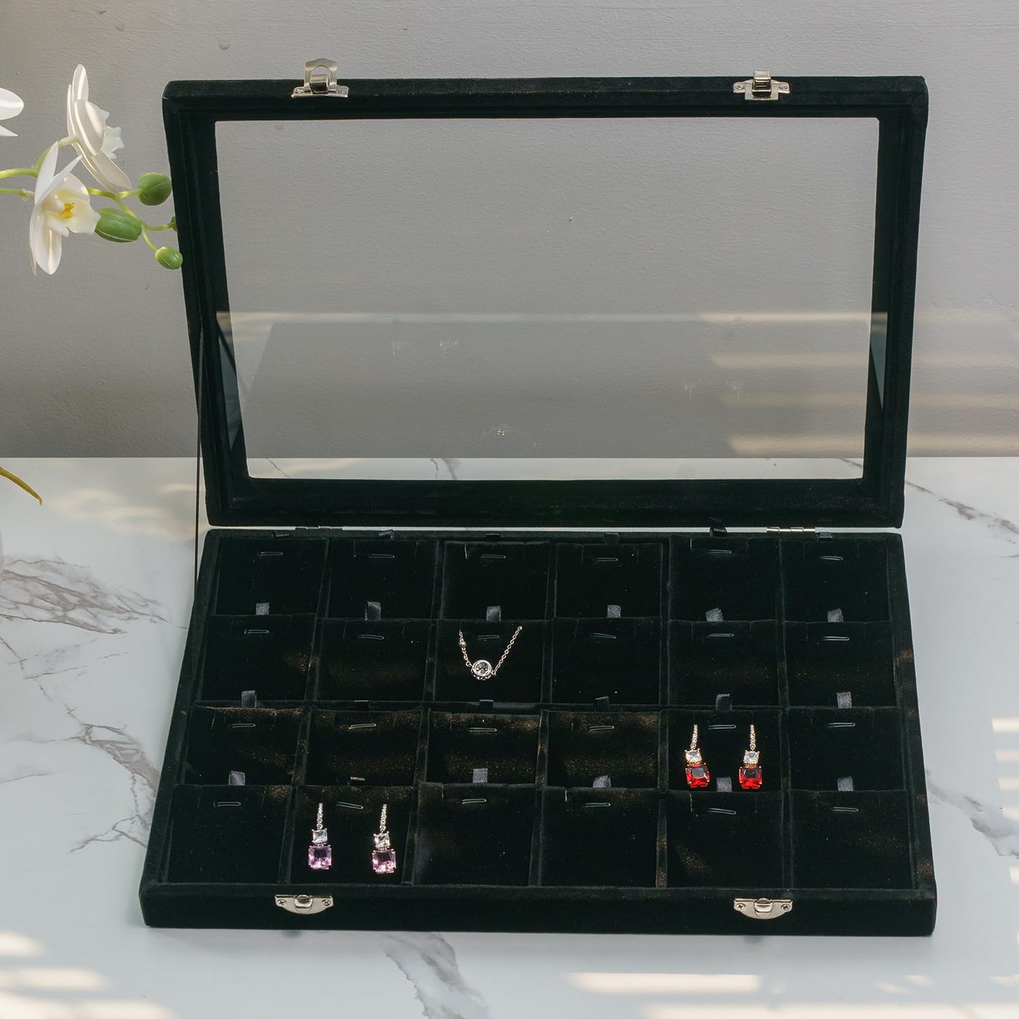 XHMQYC Jewelry Box Necklace Organizer Tray (Black) Necklace Display Case for Storage Jewelry Necklaces Display Stand 24 Slot Pendant Holder for Women
