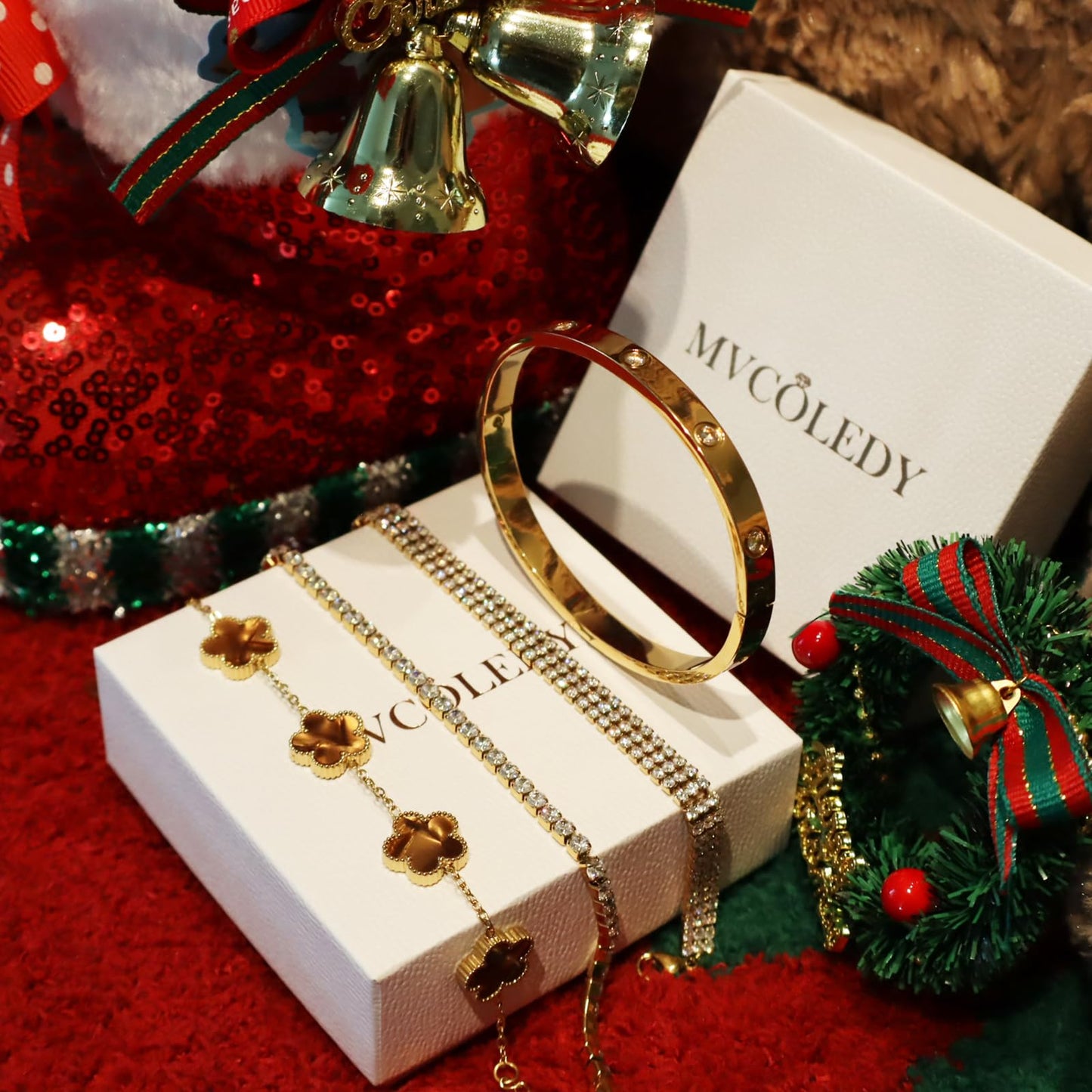 MVCOLEDY 18 K Gold Plated Love Bracelet Stack for Women 4-Piece Bracelet Shell Floral Clover Chain, Tennis Chain and Crystal Gold Bangle, Love Bracelet Design Gift Jewelry for Valentines Day