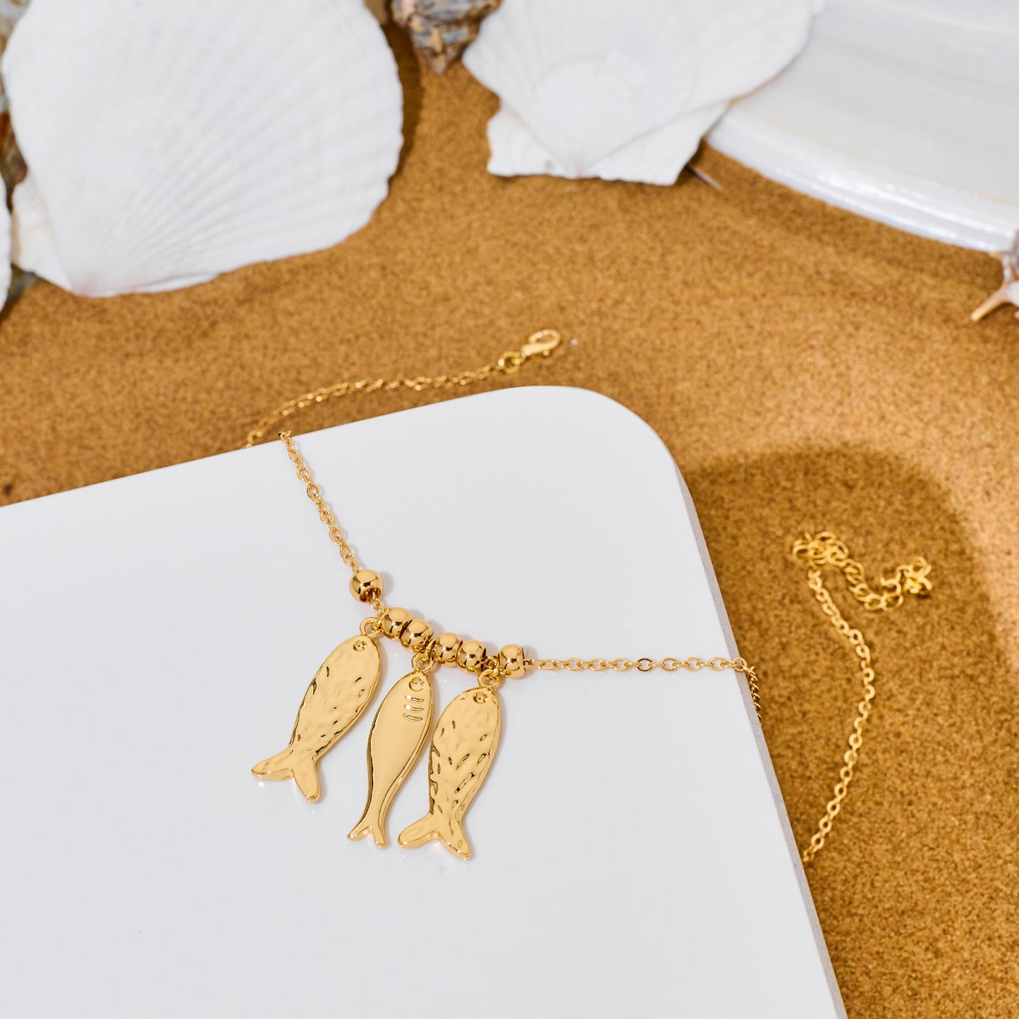 MURNA KARE Beach Fish Necklaces for Women - Beachy Gold Fish Pendant Necklace, Waterproof Ocean Summer Beach Jewelry