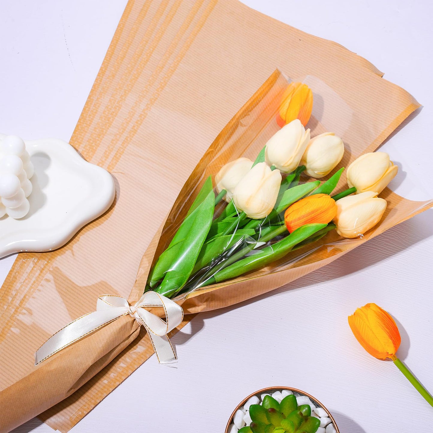 Whaline 50Pcs Flower Wrapping Bags Mother's Day Kraft Paper Floral Packing Sleeves Bouquet Bags Clear Flower Wrapping Sleeves for Graduation Wedding Birthday Valentine's Day Gift, 9.8x3.9x17.9 Inch