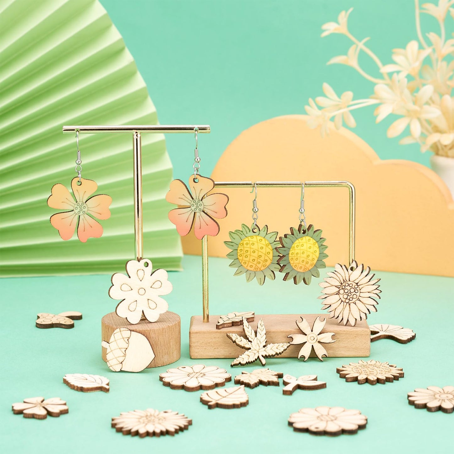 Sparkeads 90 pcs Natural Wood Charms Flower Leaf Mushroom Pendants Unfinished Plant Shape Wooden Dangle Charms for Craft Necklace Jewelry Making Bracelet DIY Women Earring Accessory