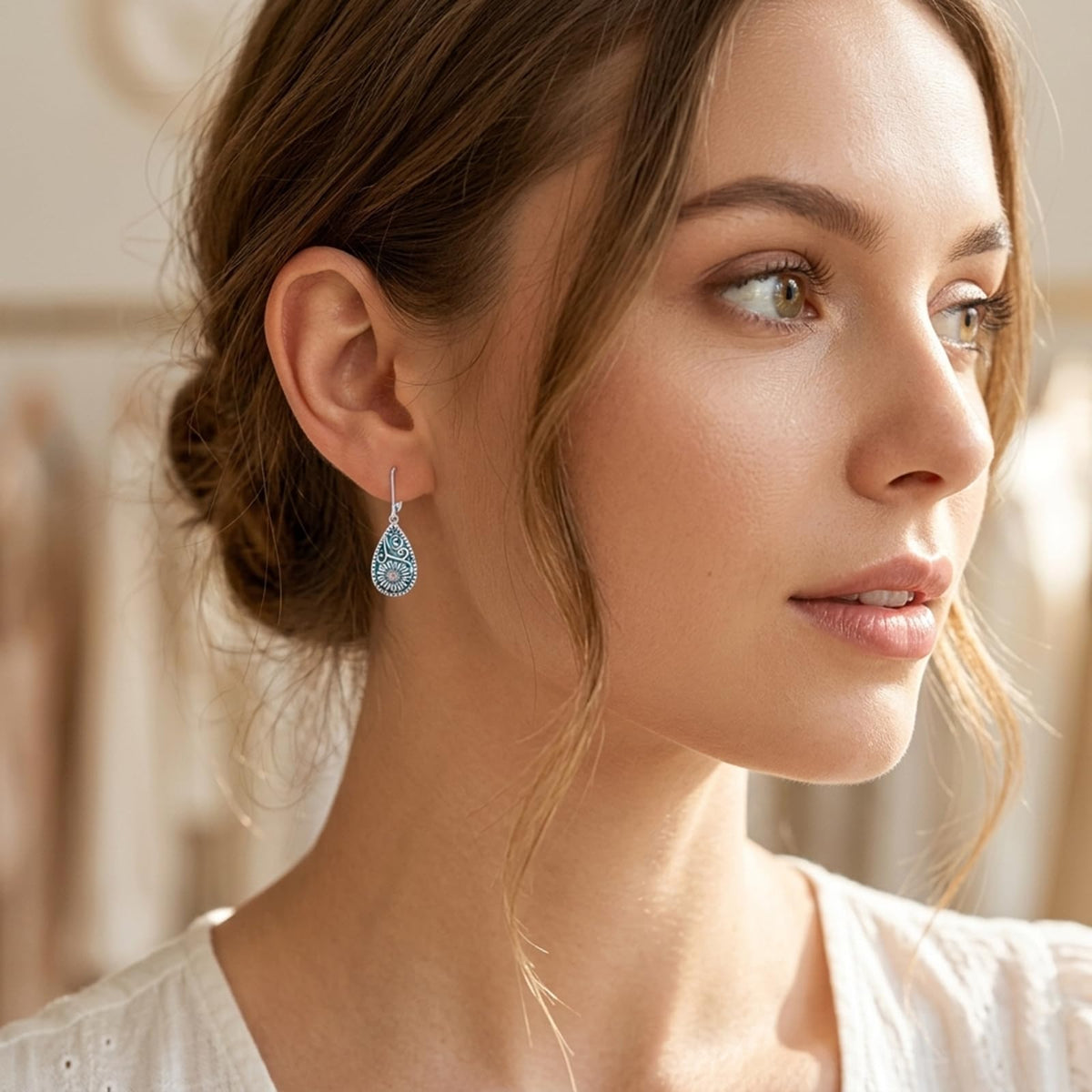 Eetaitai Turquoise Sunflower Earrings for Women 925 Sterling Silver Turquoise Dangle Drop Leverback Earrings Vintage Western Jewelry Mothers Day Gifts for Mom Wife Sister