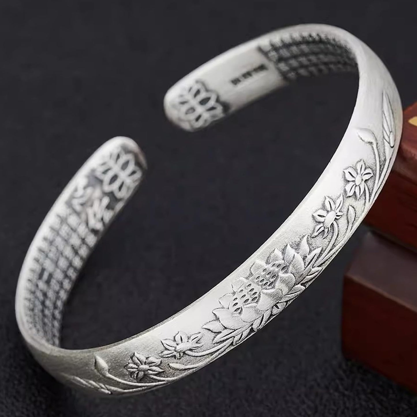 Feng Shui Lotus Heart Sutra Bracelet - Adjustable Vintage Silver Bracelet for Women Men, Tibetan Buddhist Mantra Lucky Amulet, Wealth Luck Protection Meditation Gifts (A)