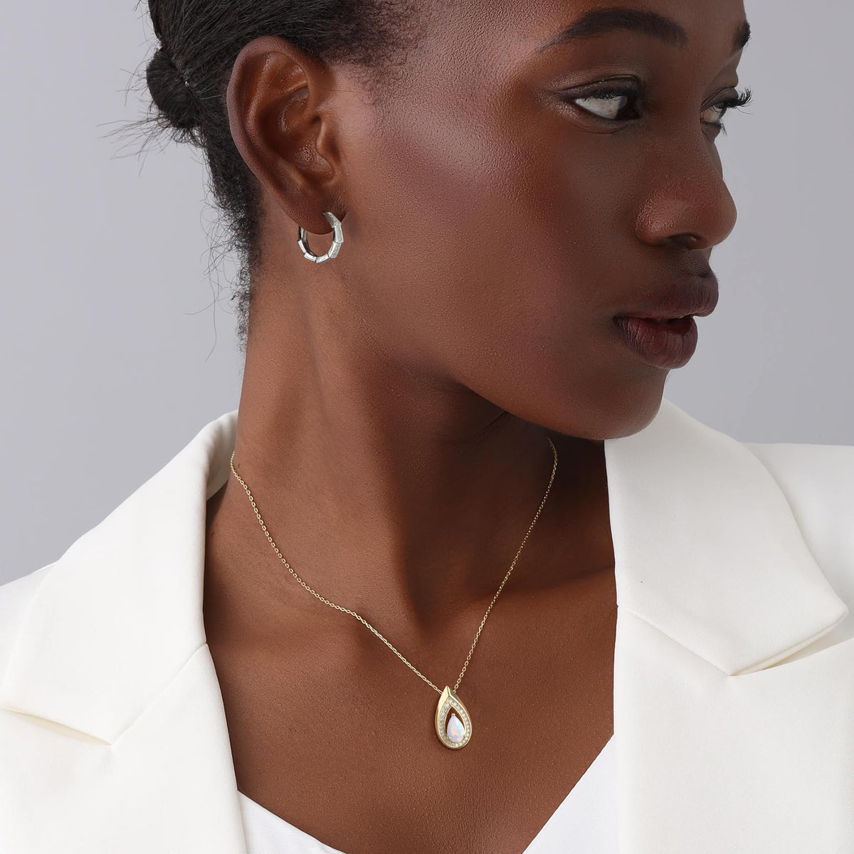 Kstyle 14k Gold Opal October Birthstone Pendant Necklaces for Women Valentine's Day Birthday Gift Anniversary Jewelry for Wife Daughter Grandma Mom Sister Non Tarnish