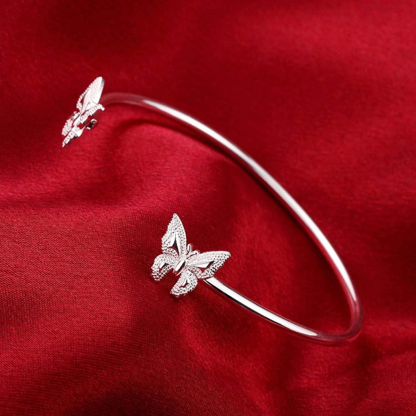 Handmade 925 Sterling Silver Butterfly Bangle Bracelet Open Adjustable Cute Butterfly Cuff Bracelet Minimalist Silver Bangle Boho Classic Bracelet Trendy Jewelry for Women Teen Girls Birthday Gifts