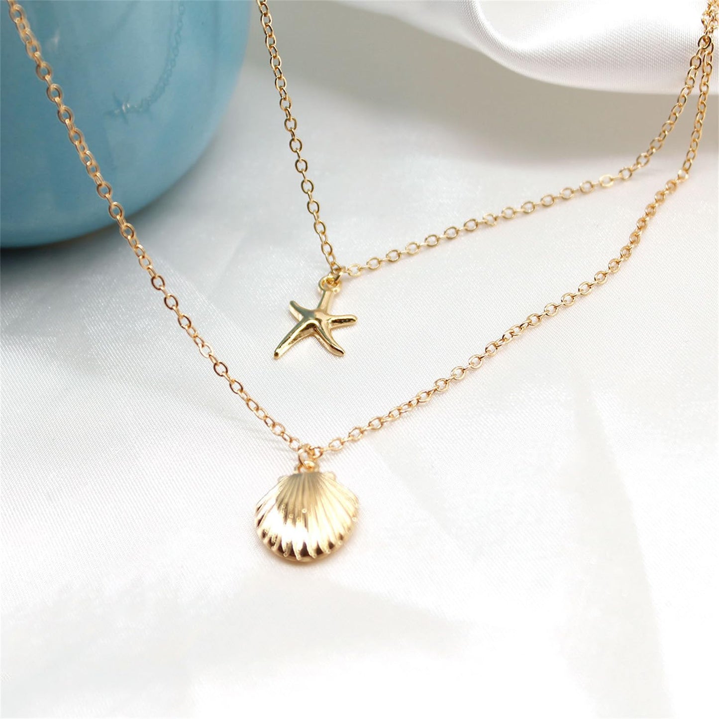 Boho Starfish Seashell Layered Necklace Gold Silver Plated Dainty Charm Double Layer Sea Shell Lucky Stars Ocean Animal Chain Necklace for Women Hawaiian Summer Beach Vacation Jewelry Gifts (Gold)