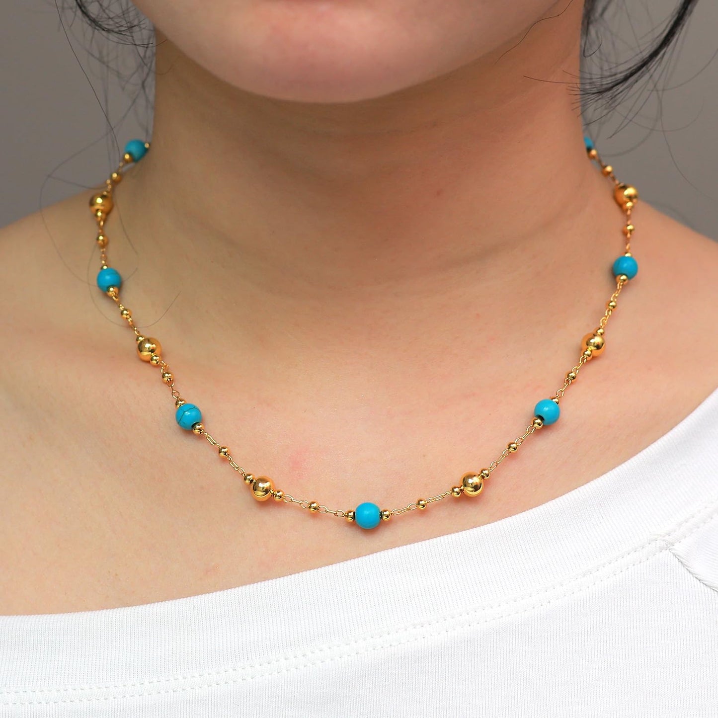 MAIKERDER Turquoise Necklaces for Women, 18K Gold Plated Dainty Turquoise Beaded Necklaces Handmade Beach Summer Boho Simple Bead Chain Choker Necklace for Women Western Jewelry Trendy Non Tarnish