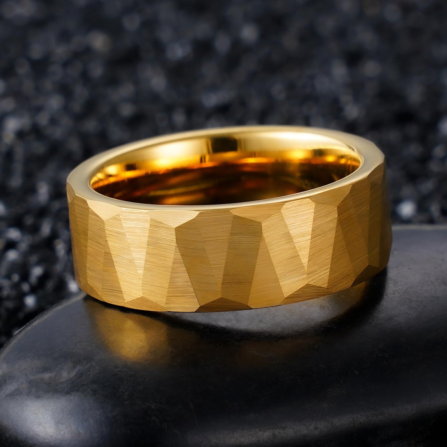 JEWPER 6MM 8mm Black/silver/gold Tungsten Rings for Men Womens Couple Fashion Jewelry Promise Engagement Wedding Band Hammered Inner ring inlaid with olive wood Carbide Polished Edge Comfort Fit
