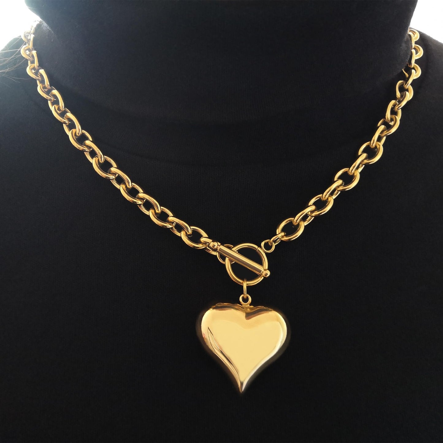 jomjeu Chunky Gold Necklace for Women 18K Gold Plated Heart Necklace Classic Trendy Pendant Gold Necklaces Jewelry Gifts for Women